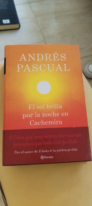 5 Libros  Cincuenta sombras de Grey/más oscuras