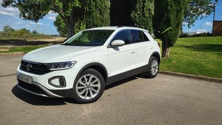 Volkswagen T-Roc 2023