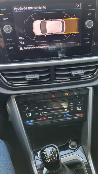 Volkswagen T-Roc 2023
