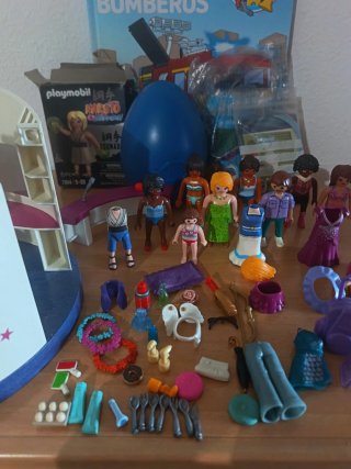 Lote Playmobil: Escenario y Figuras