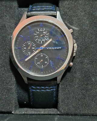 Reloj Viceroy. Hombre.