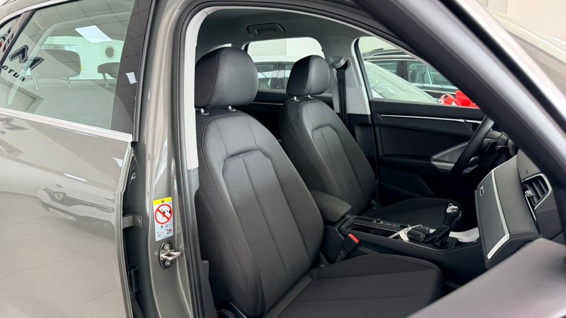 Audi Q3 2019, foto 16