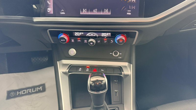 Audi Q3 2019, foto 25