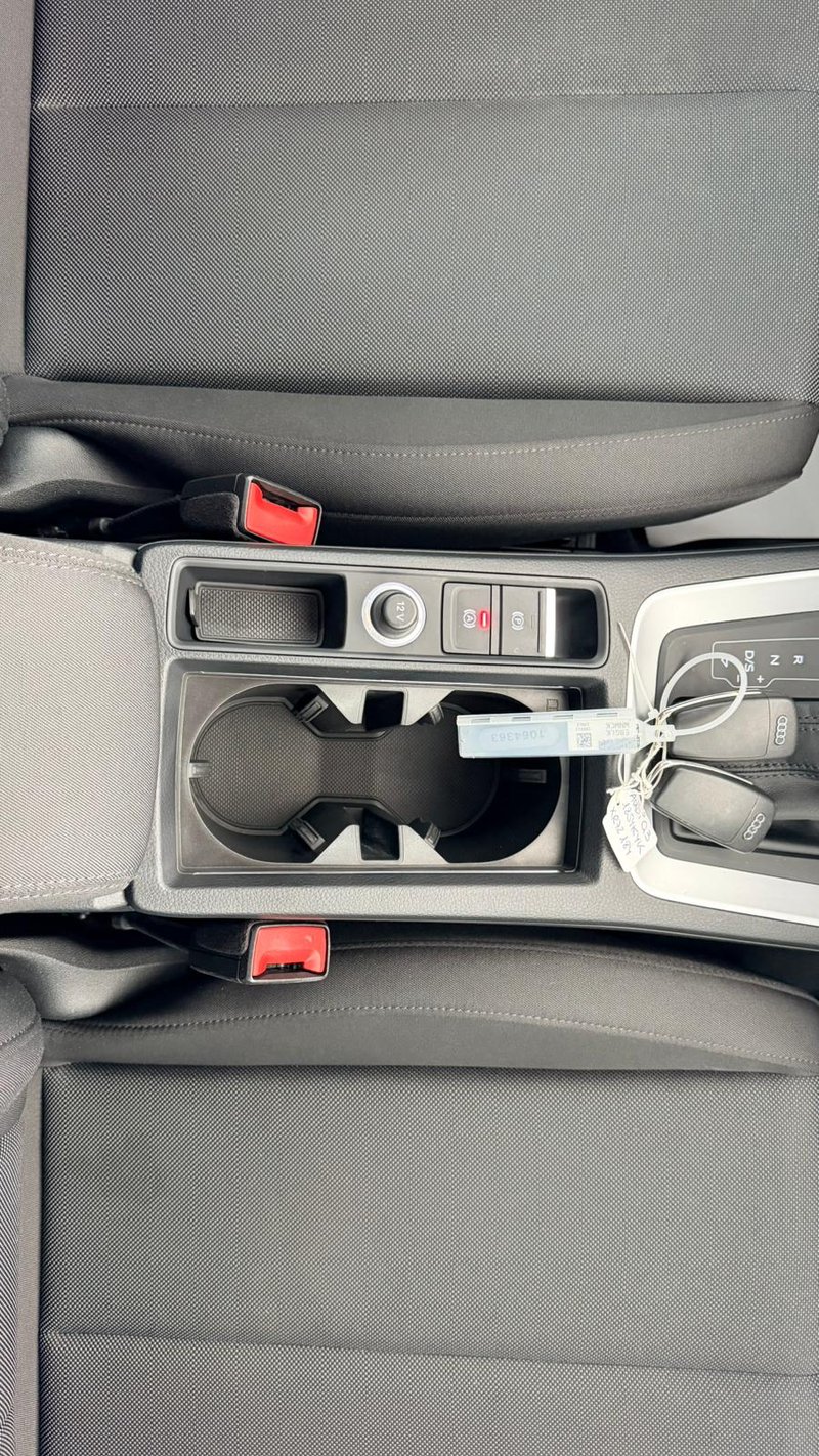 Audi Q3 2019, foto 26