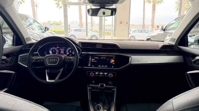 Audi Q3 2019, foto 38