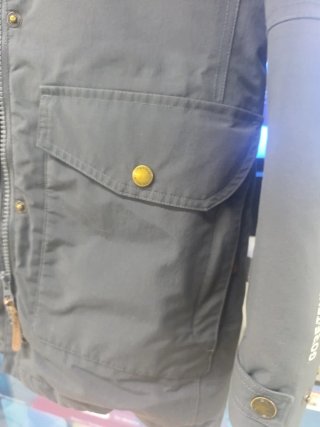 Abrigo Ternua Talla M Negro