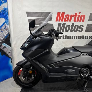 YAMAHA TMAX