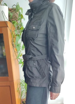 Parka fina para mujer T-40 marrón oscuro