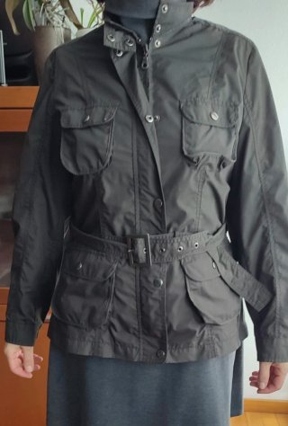 Parka fina para mujer T-40 marrón oscuro