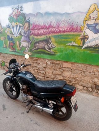Honda CB250 Scrambler