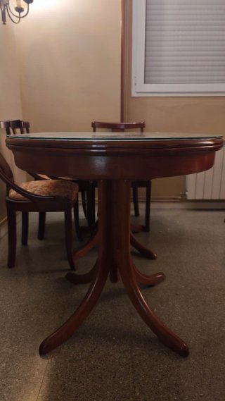 Mesa de comedor y 6 sillas
