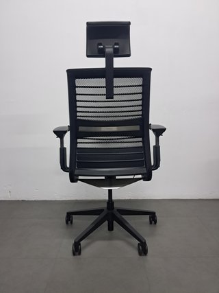 Silla STEELCASE THINK v2 reposacabezas profesional