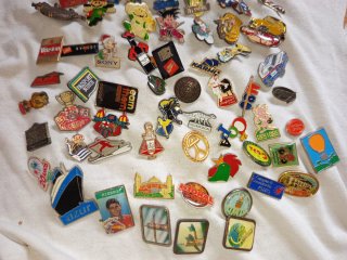 Lote Pins Colección Años 80 y 90