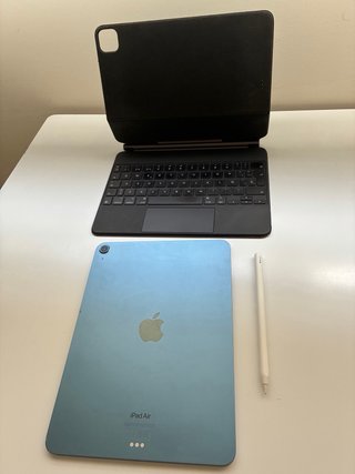 iPad Air 5ª 256GB + Magic Keyboard + Apple Pencil