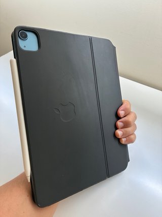 iPad Air 5ª 256GB + Magic Keyboard + Apple Pencil