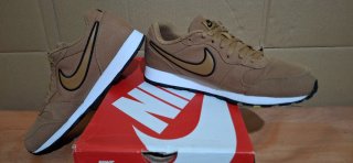 Nike MD Runner 2