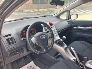 Toyota Auris 2009 solo 145000 km etiqueta C