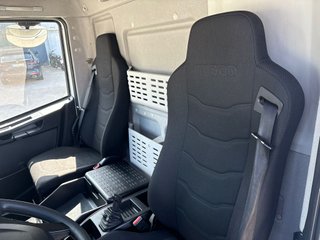 Camion rigido Iveco Eurocargo 120E21 2020
