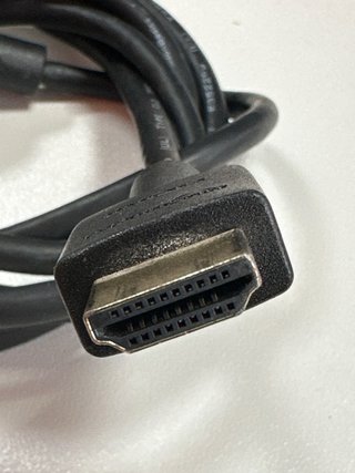 Cable HDMI Amazon Basics 4K 1.8m