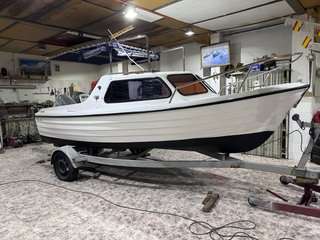 Barco Taylor 54