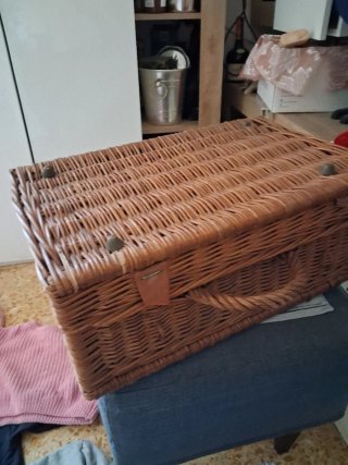 Cesto in vimini per pic nic o decorazione