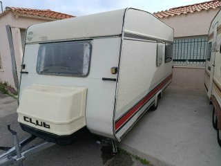 Caravana Club como nueva