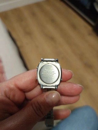Reloj Casio Digital Mujer Plata Negro
