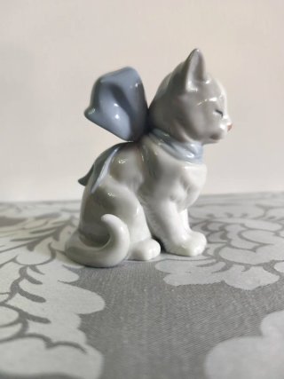 Gatito Nao de Lladró con Lazo Azul