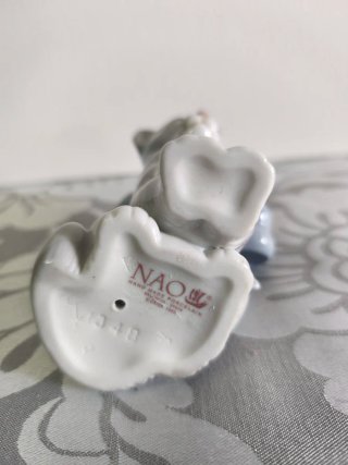 Gatito Nao de Lladró con Lazo Azul