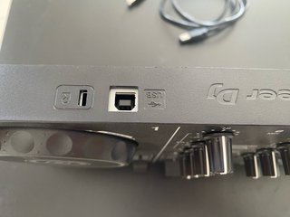 Controlador DJ Pioneer DDJ-200