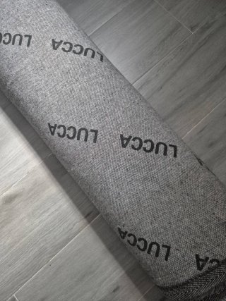Alfombra de pelo gris suave