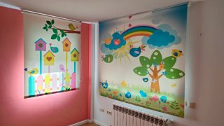 Estor infantil con pájaros y casitas
