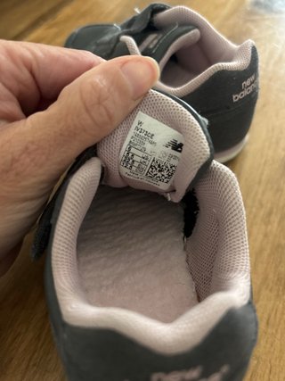Tenis New Balance 22.5 Gris y Rosa