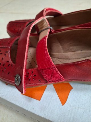 Zapatos Clarks Mujer Rojos Talla 38