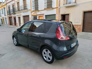 Renault Grand Scenic 2010