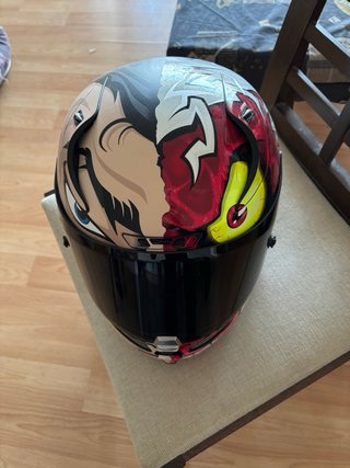 Casco Marvel HJC