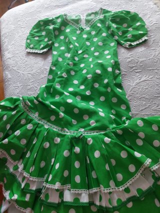 Vestido Madrileña y Sevillana lunares