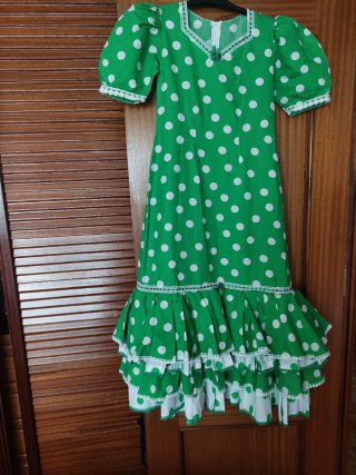 Vestido Madrileña y Sevillana lunares