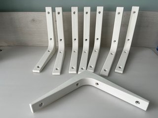 8 Soportes blancos para baldas