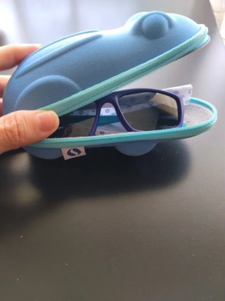 Gafas de sol infantiles azul/morado