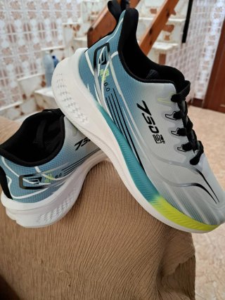 Zapatillas deportivas 750