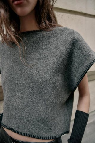 Blusa Zara gris sin mangas