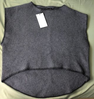 Blusa Zara gris sin mangas