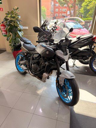 YAMAHA MT-07 Y-AMT 35kw Automática (PROMOCION)