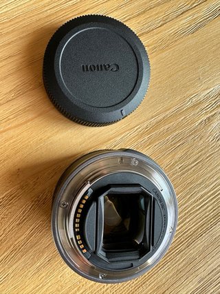 Canon RF 28mm f/2.8 STM Objetivo
