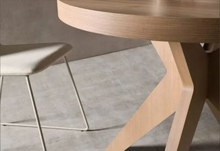 MESA EXTENSIBLE DE COMEDOR ANNA.