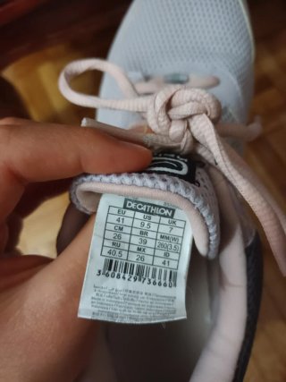 Zapatillas Kalenji grises y rosas