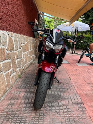 Kawasaki Z400 , año 2019 y 61.500km