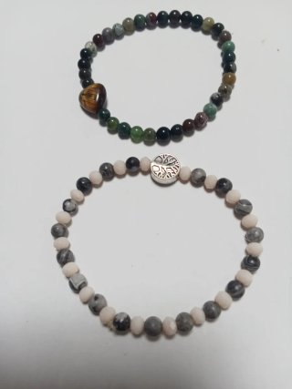 Pulseras de piedra con abaloriol