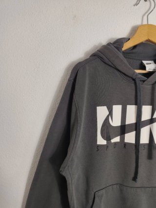 Sudadera Nike Gris con Logo